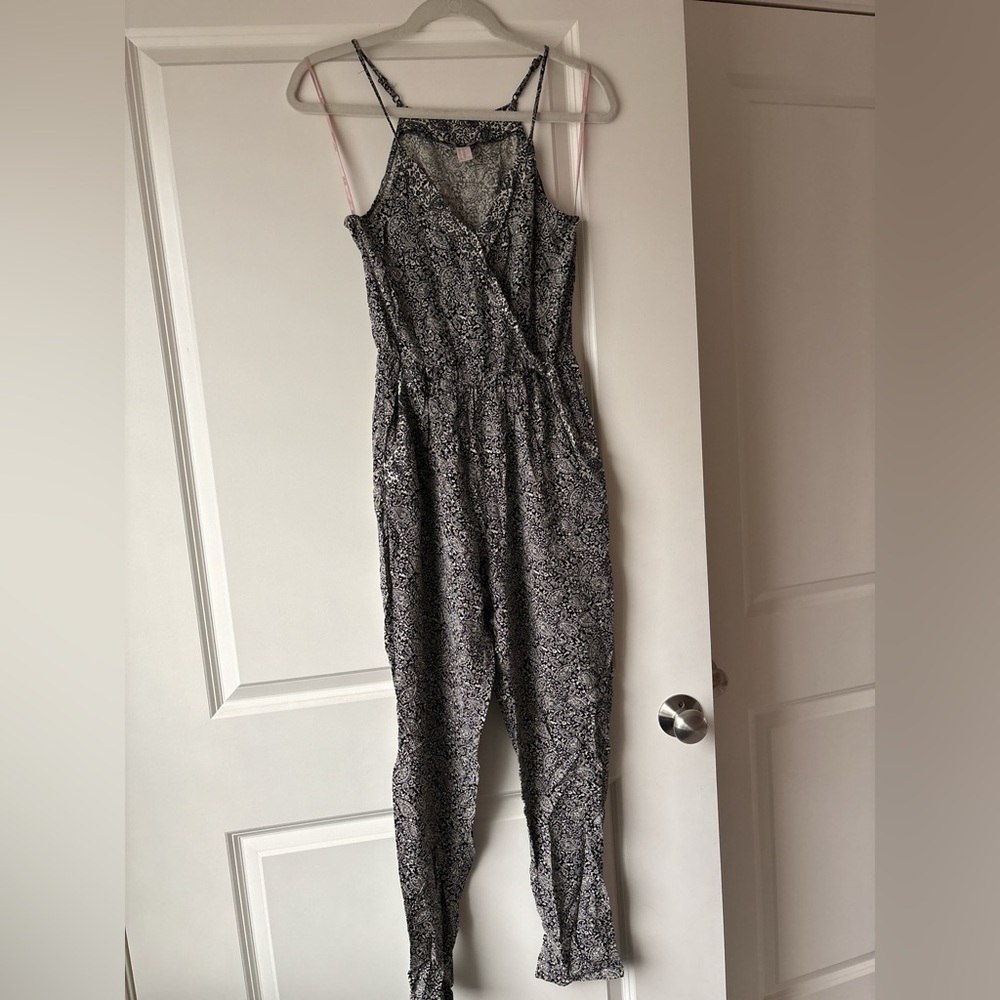 Forever 21 Black and White Patterned Jumpsuit